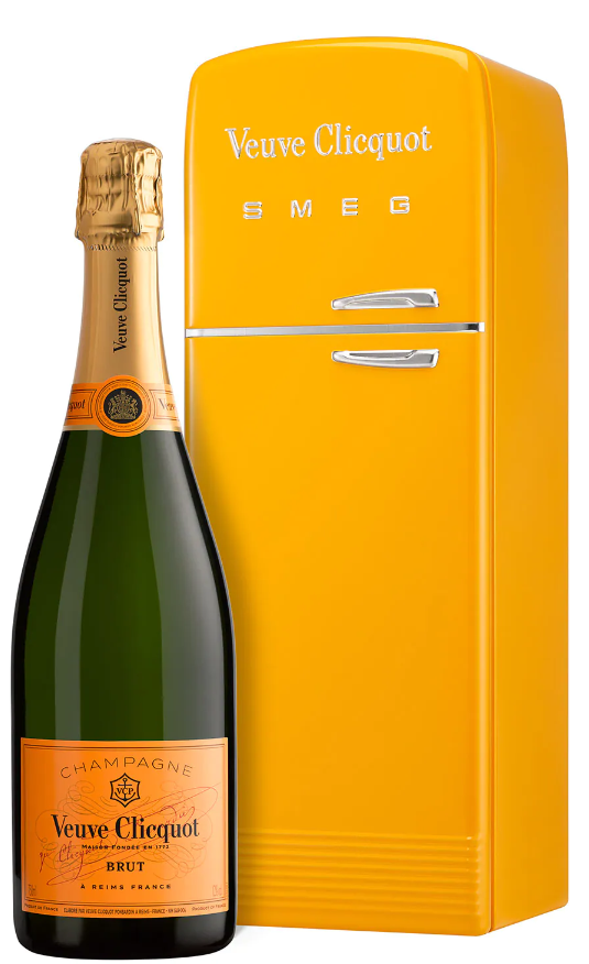 Veuve Clicquot Brut Yellow Label SMEG Gift Pack